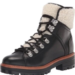 Like New Marc Fisher